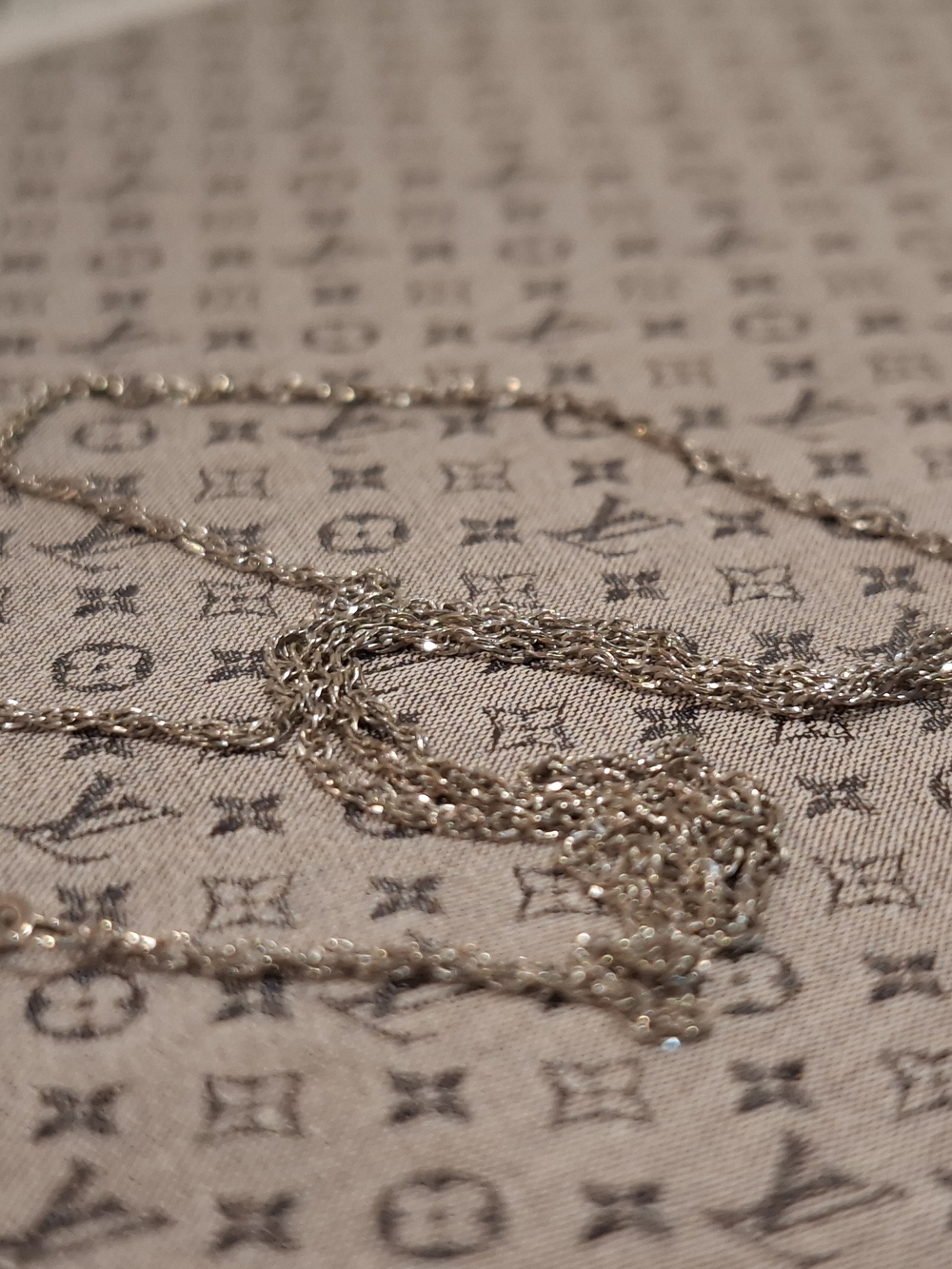BEAUTIFUL MARTHA-T REAL WHITE GOLD NECKLACE CHAIN